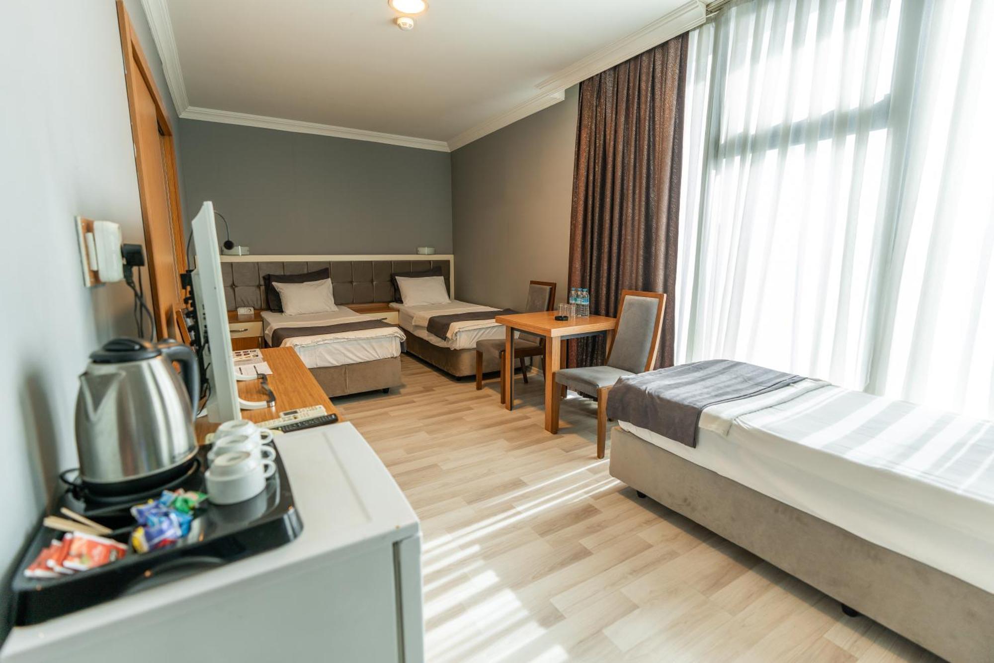 Emsa Palace Hotel Darıca Extérieur photo